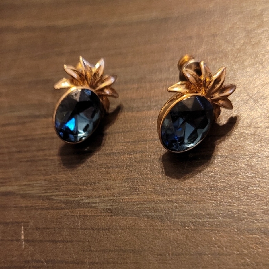 Vintage Gold Tone And Blue Pineapple Earrings
